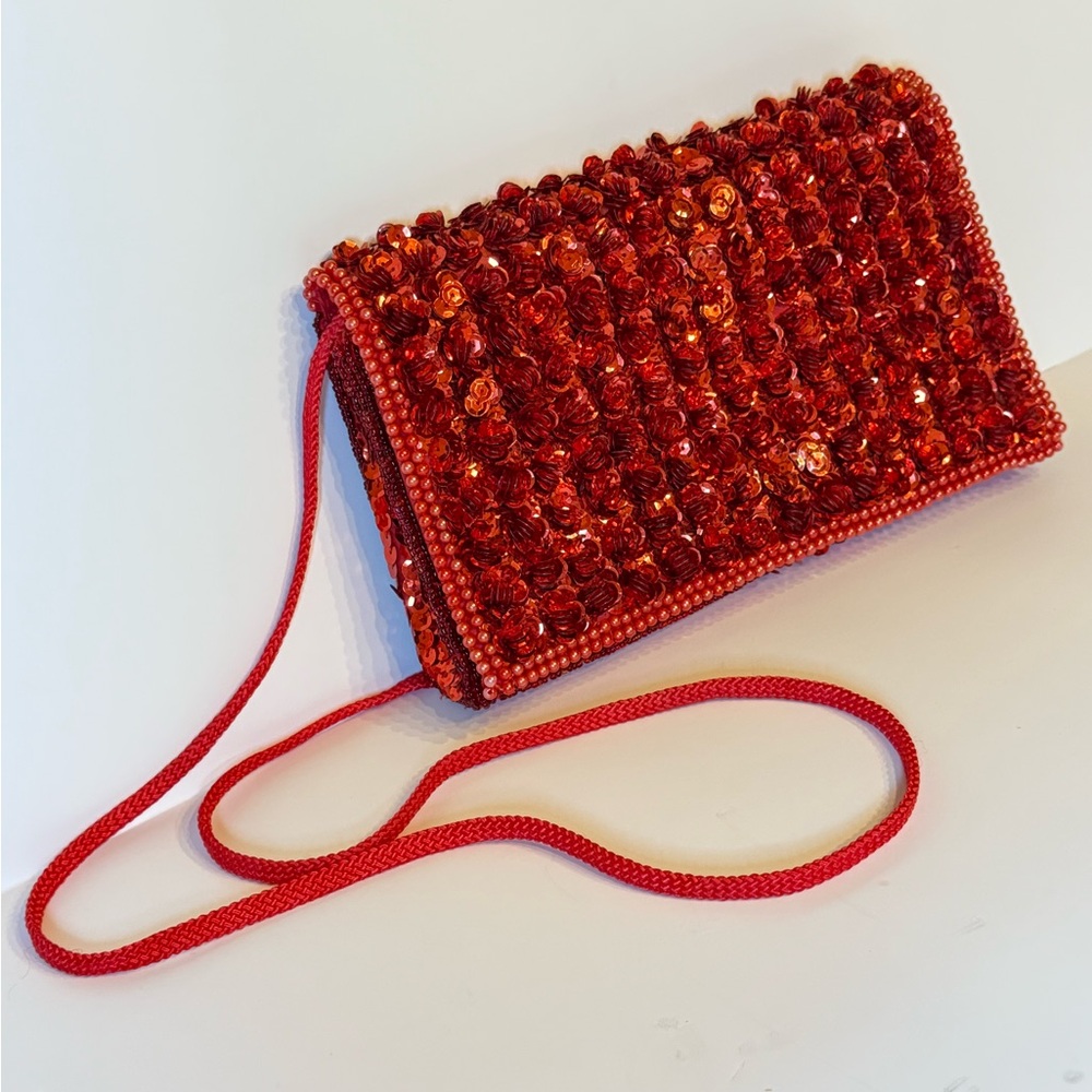 Vibrant Vintage Red Sequin and Beaded Clutch